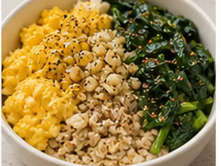 黑椒菠菜鸡蛋燕麦碗