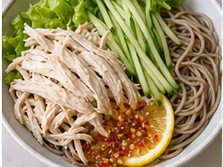 酸辣鸡丝荞麦沙拉