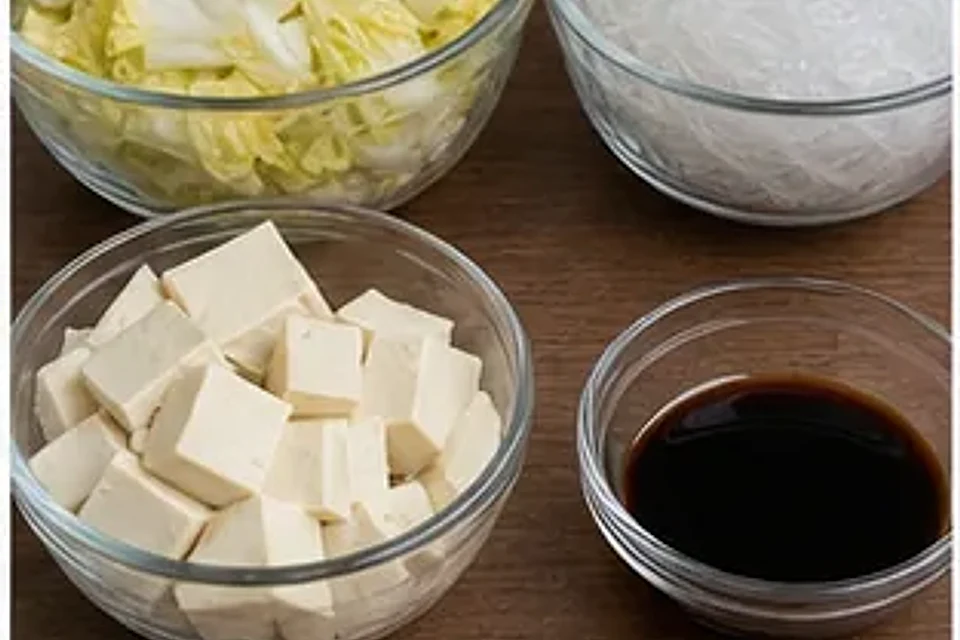 微波炉白菜粉丝煲 第1步操作图