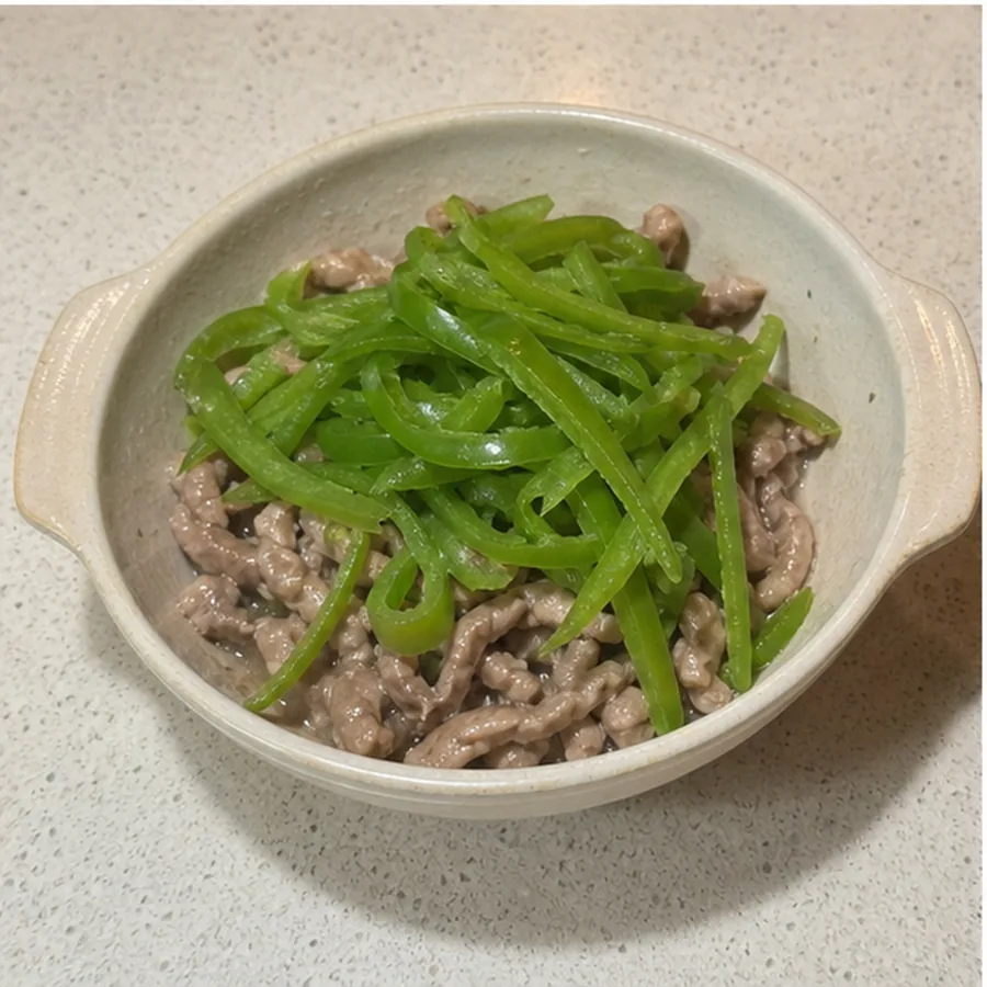 微波青椒肉丝 第2步操作图