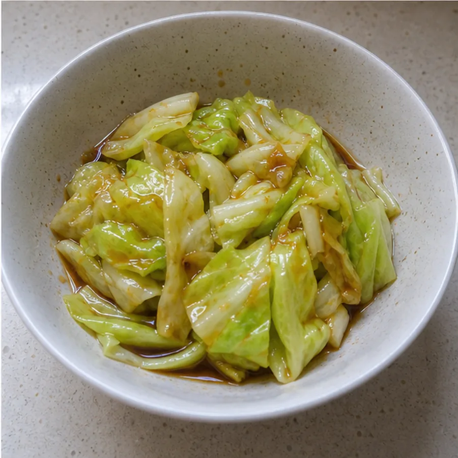 微波手撕包菜 第3步操作图